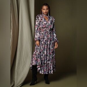 BCBgMaxAzria Paisley Floral Tiered‎ Maxi Dress